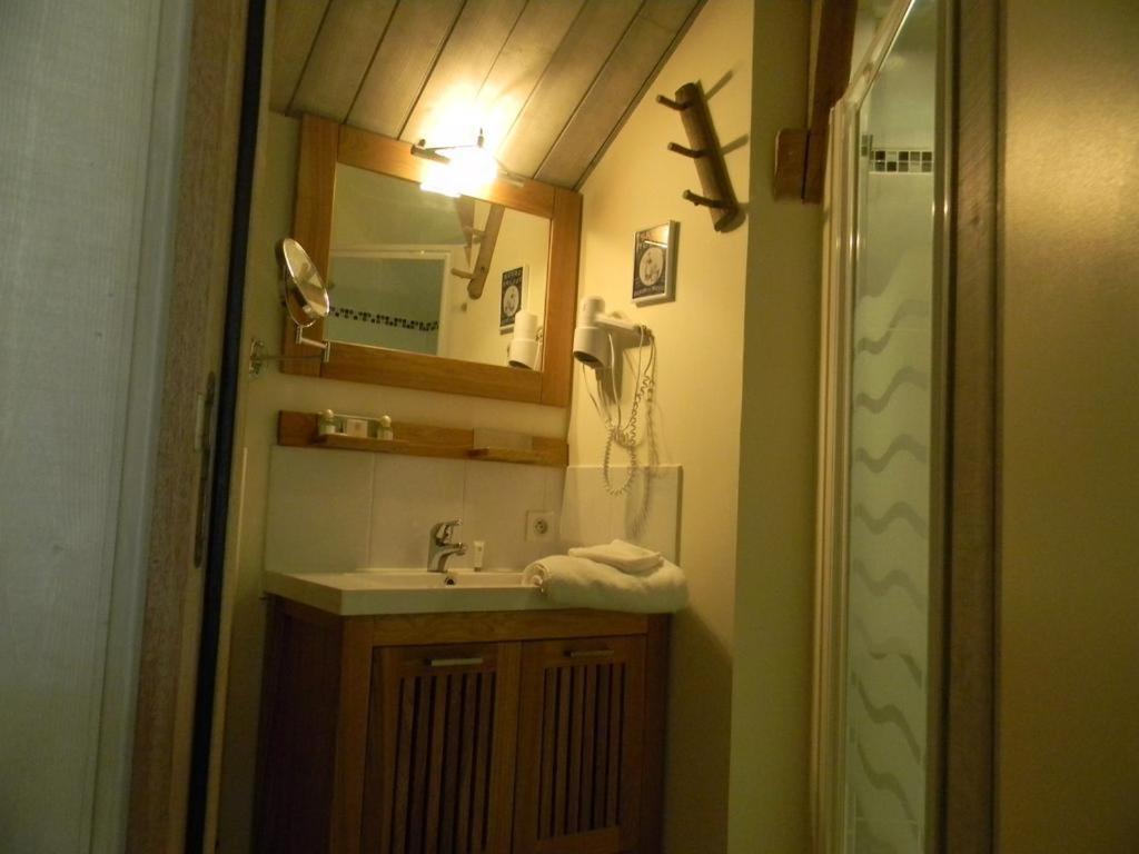 Logis Relais Des Cailleres Guest house Saint Pavace