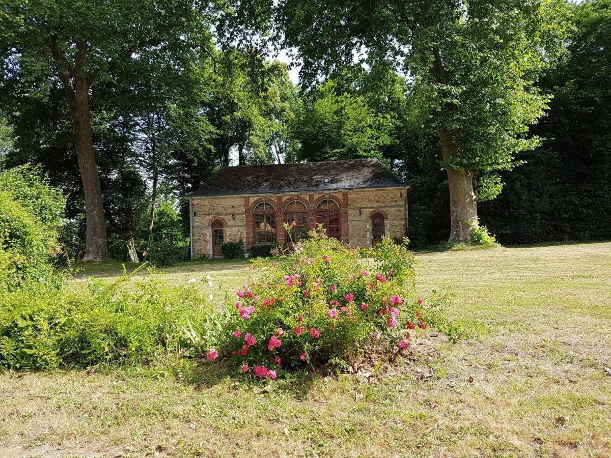 Logis Relais Des Cailleres 3* Saint Pavace